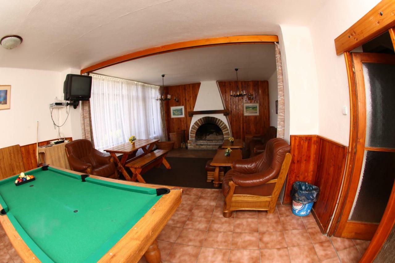 Yacht Club Barrandov Hotell Kožlí u Orlíka Eksteriør bilde